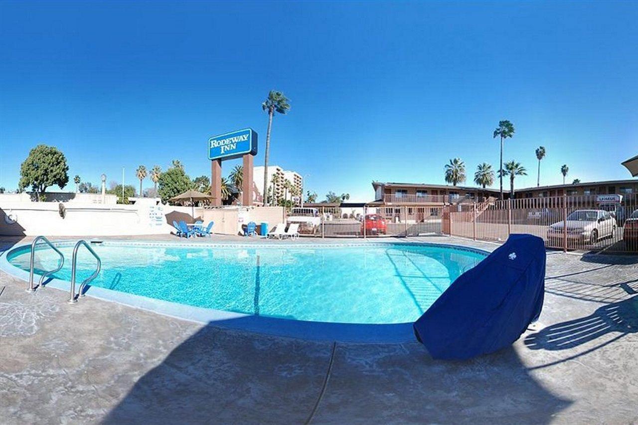 Rodeway Inn San Bernardino Exterior foto